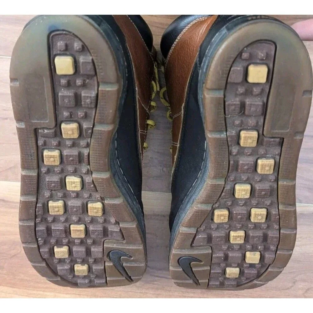 Nike ACG Woodside Hiking Leather Duck Boots 386469-200 Men Size 7.5